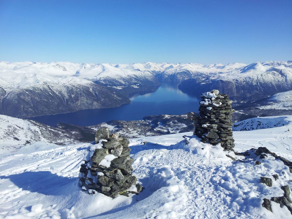 Stranda, ved Storfjorden i hjertet av Sunnmøre, Norge